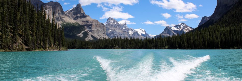 Scenic boating views in Alberta